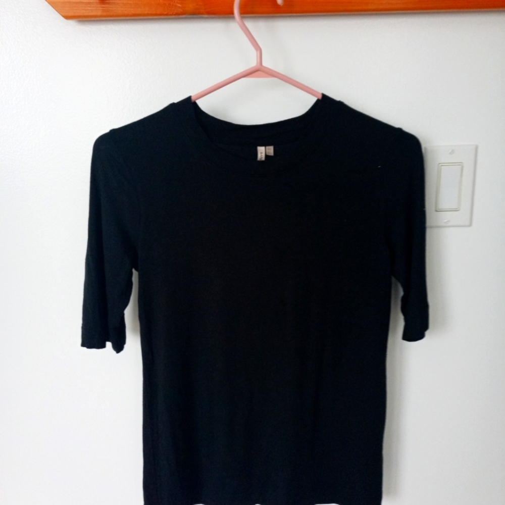 Black Banana Republic elbow sleeve top